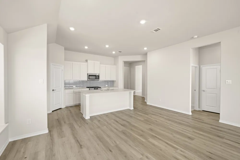 1104 Birchwood Drive Crowley, TX 76036