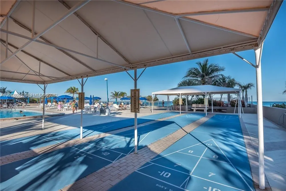 2030 S Ocean Dr #1706 Hallandale Beach, FL 33009