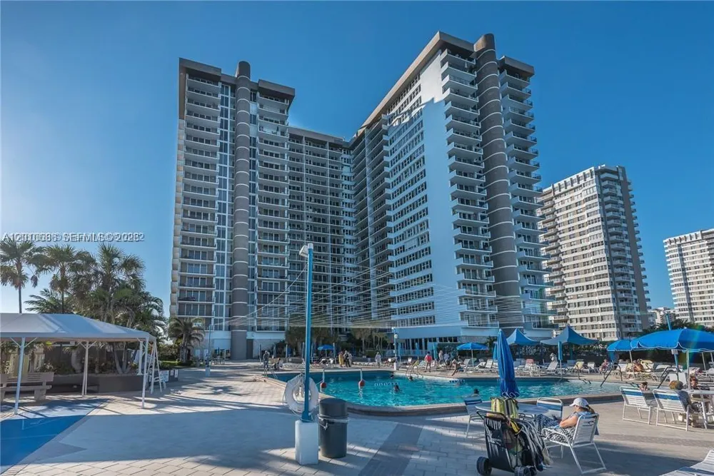 2030 S Ocean Dr #1706 Hallandale Beach, FL 33009
