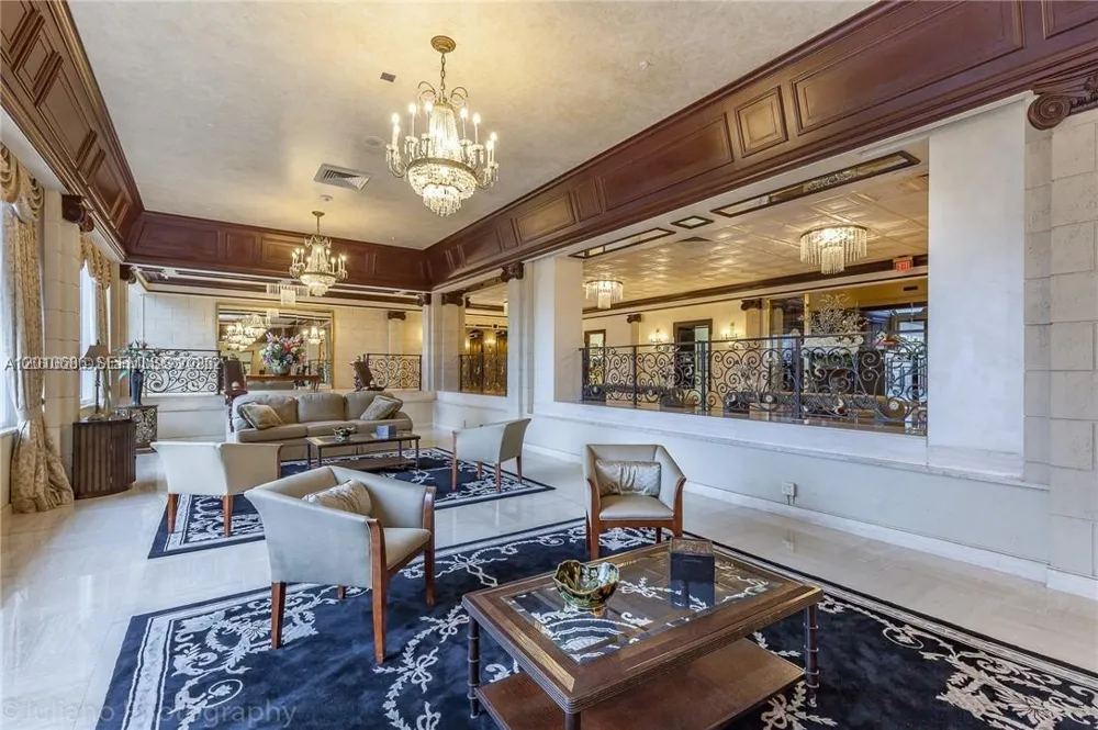 2030 S Ocean Dr #1706 Hallandale Beach, FL 33009