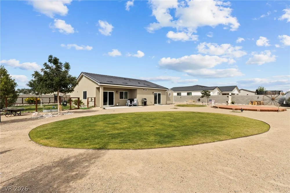 1583 Mazuma Court Logandale, NV 89021