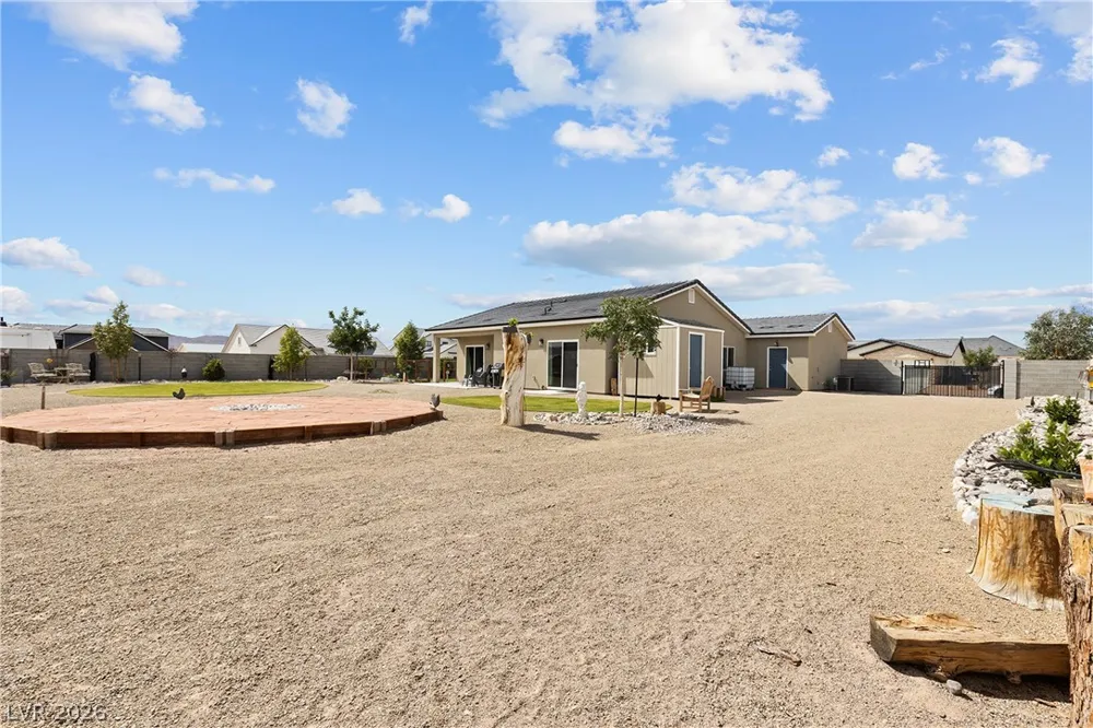 1583 Mazuma Court Logandale, NV 89021