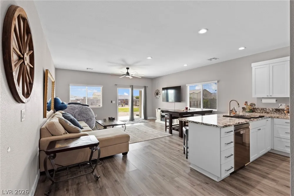 1583 Mazuma Court Logandale, NV 89021