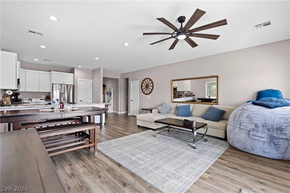 1583 Mazuma Court Logandale, NV 89021
