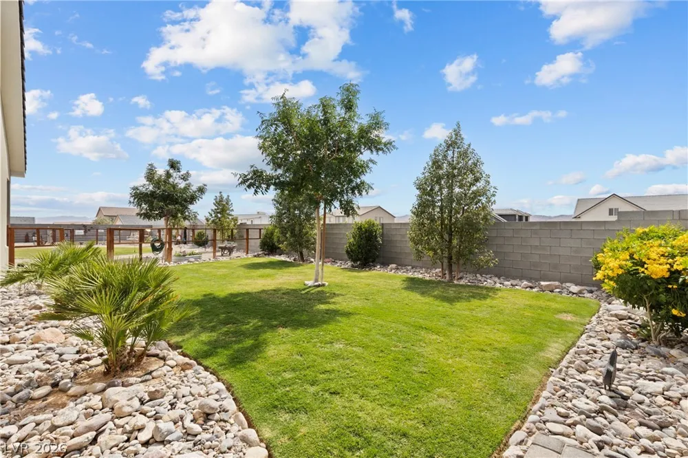 1583 Mazuma Court Logandale, NV 89021