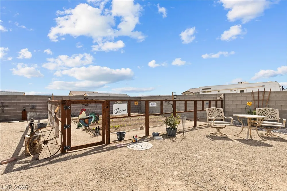 1583 Mazuma Court Logandale, NV 89021