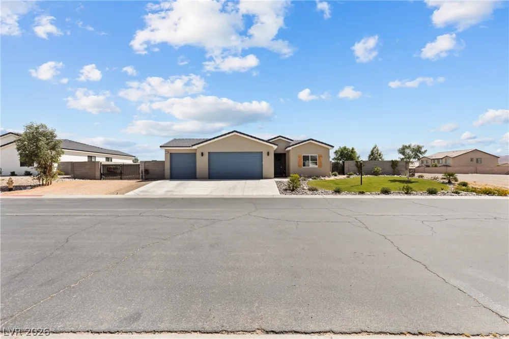 1583 Mazuma Court Logandale, NV 89021