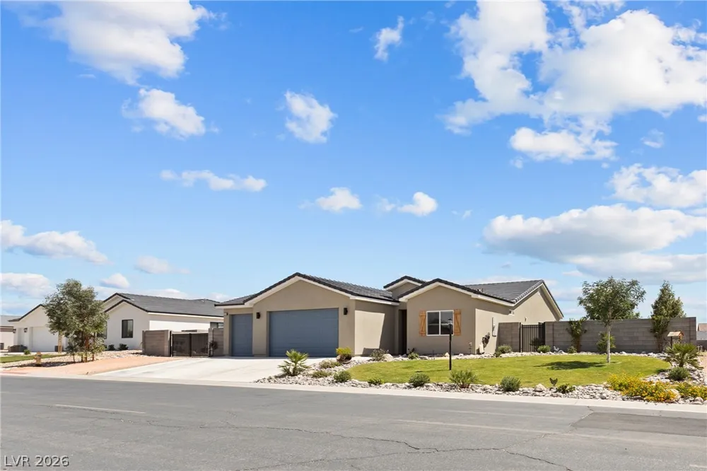 1583 Mazuma Court Logandale, NV 89021