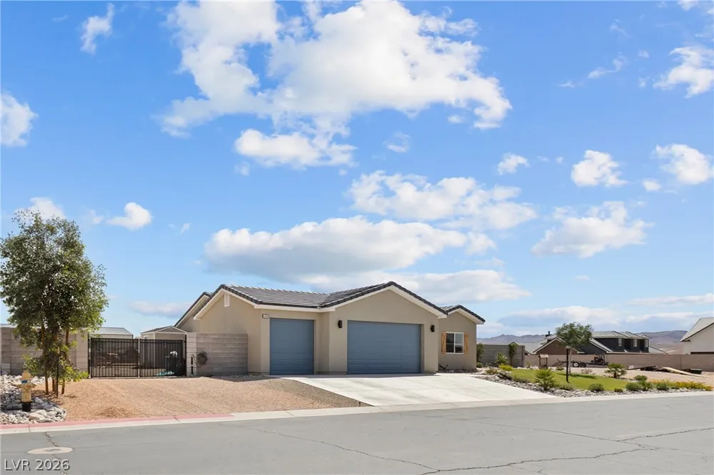 1583 Mazuma Court Logandale, NV 89021