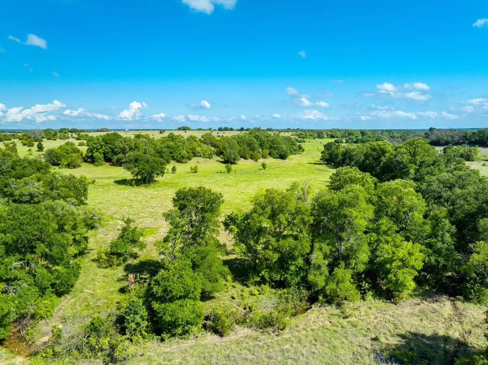 5950 Moccasin Bend Road Gatesville, TX 76528