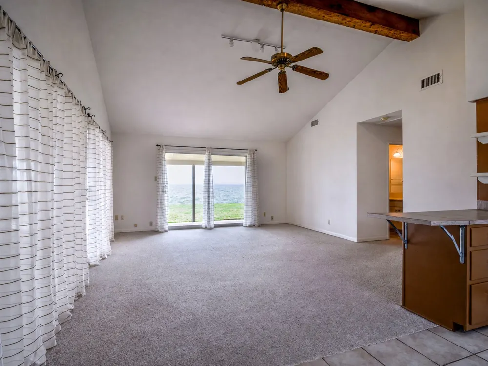 736 W Lakecrest Drive Bluffton, TX 78607