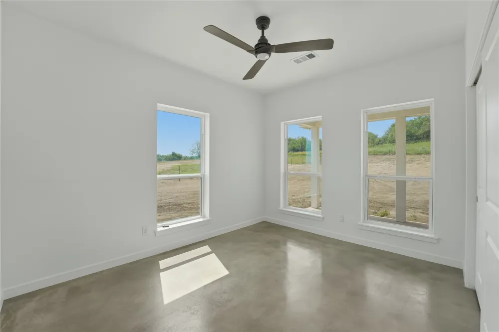 9345 Hajovsky Road La Grange, TX 78945