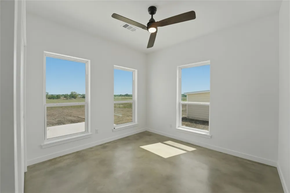9345 Hajovsky Road La Grange, TX 78945