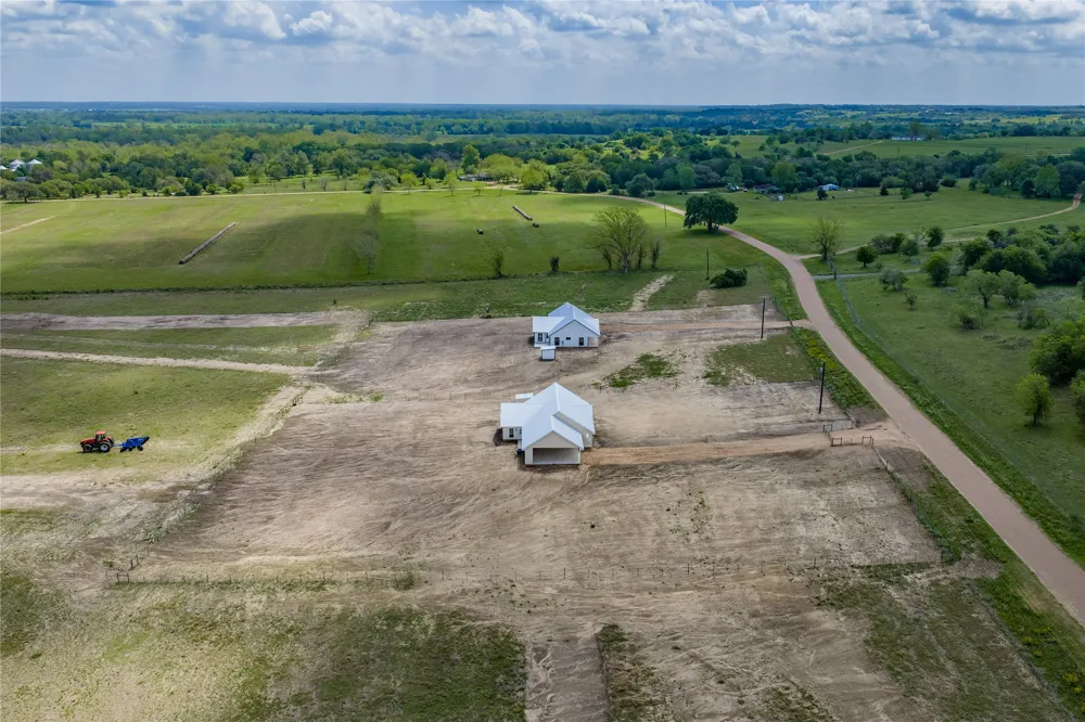 9345 Hajovsky Road La Grange, TX 78945
