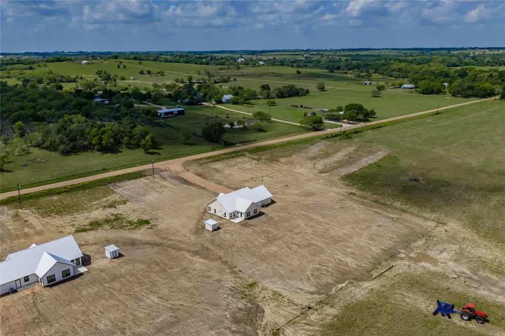 9345 Hajovsky Road La Grange, TX 78945
