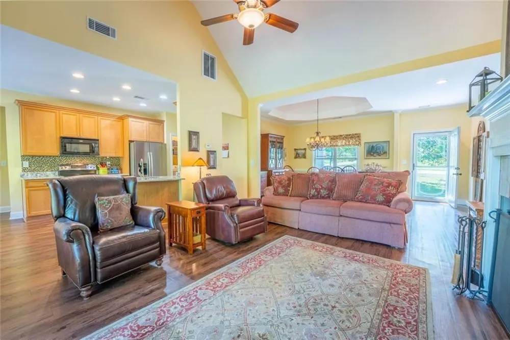 190 Towerview Circle Mount Airy, GA 30563