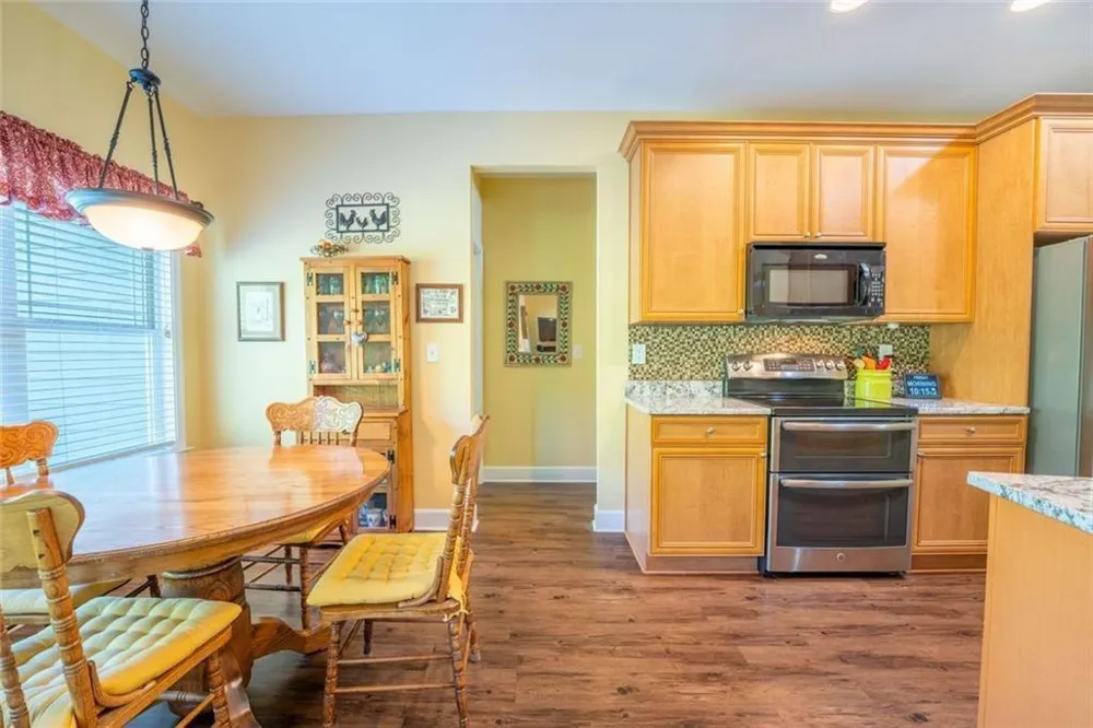 190 Towerview Circle Mount Airy, GA 30563