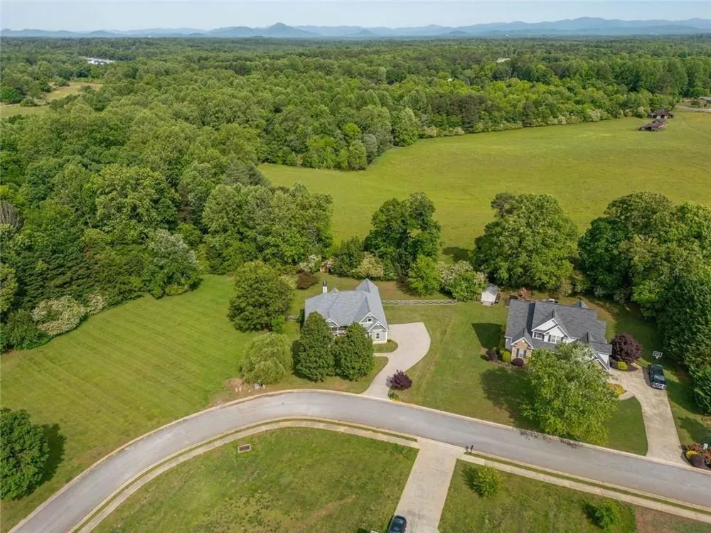 190 Towerview Circle Mount Airy, GA 30563