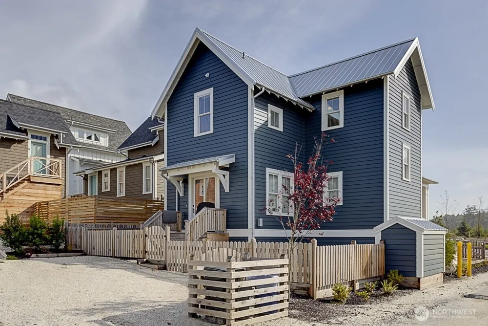 114 Horizon Street Pacific Beach, WA 98571