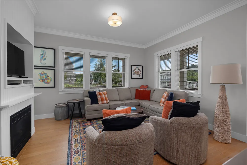 114 Horizon Street Pacific Beach, WA 98571