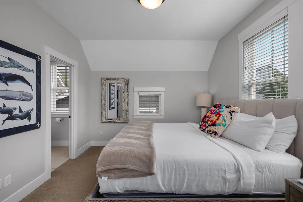 114 Horizon Street Pacific Beach, WA 98571
