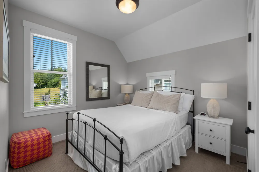 114 Horizon Street Pacific Beach, WA 98571
