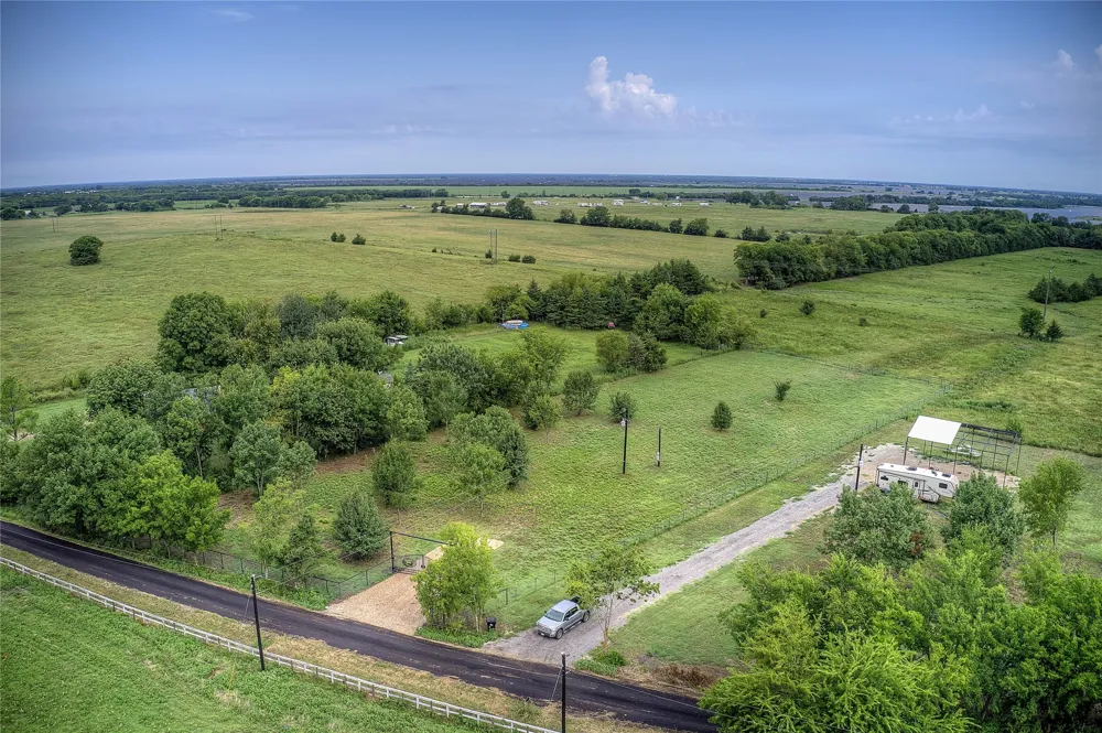 868 County Road 23940 Brookston, TX 75421