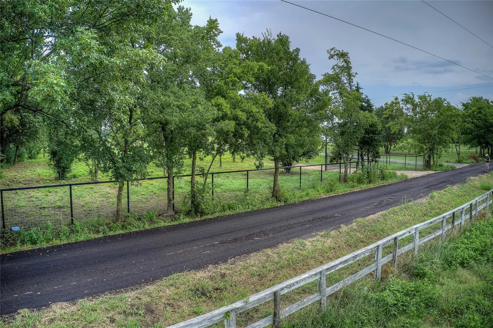 868 County Road 23940 Brookston, TX 75421