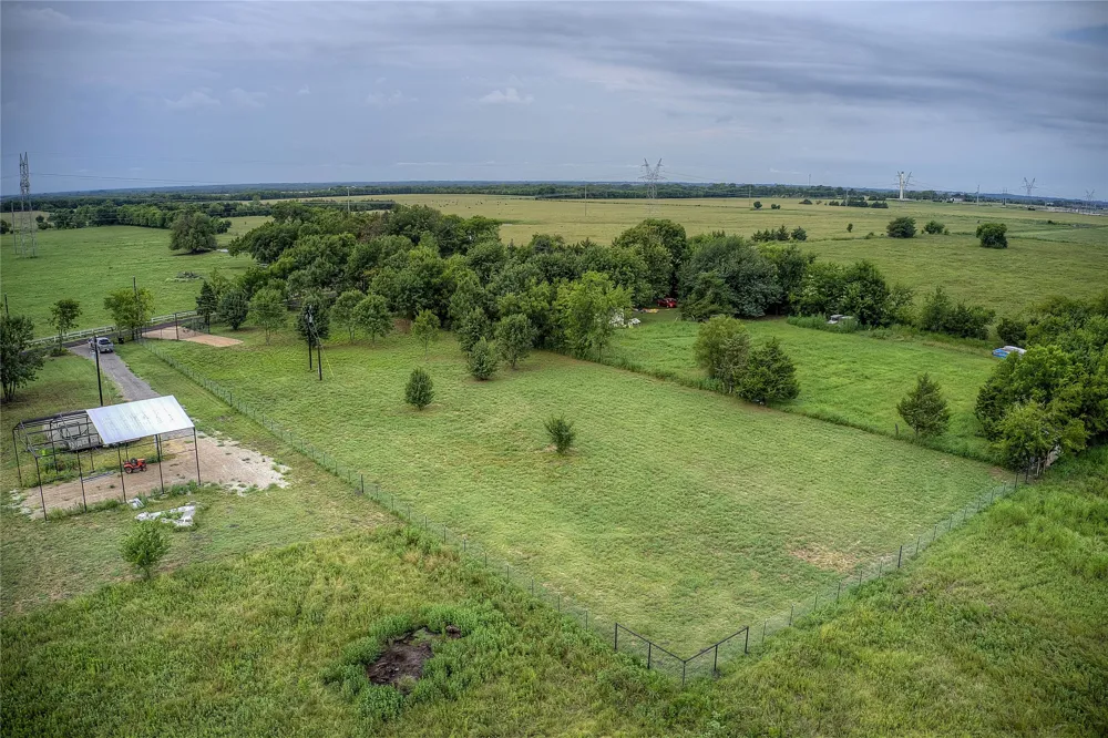 868 County Road 23940 Brookston, TX 75421