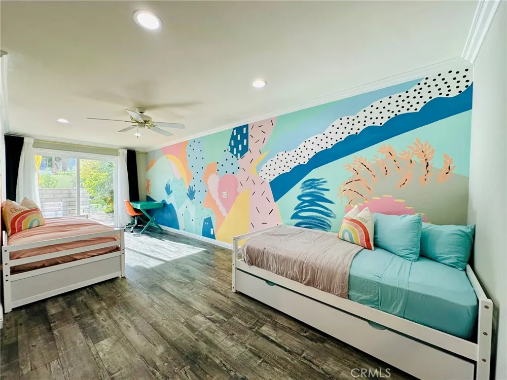 1331 S Sunrise Way Palm Springs, CA 92264