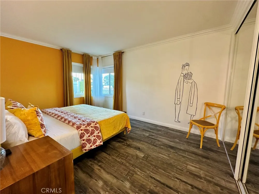 1331 S Sunrise Way Palm Springs, CA 92264