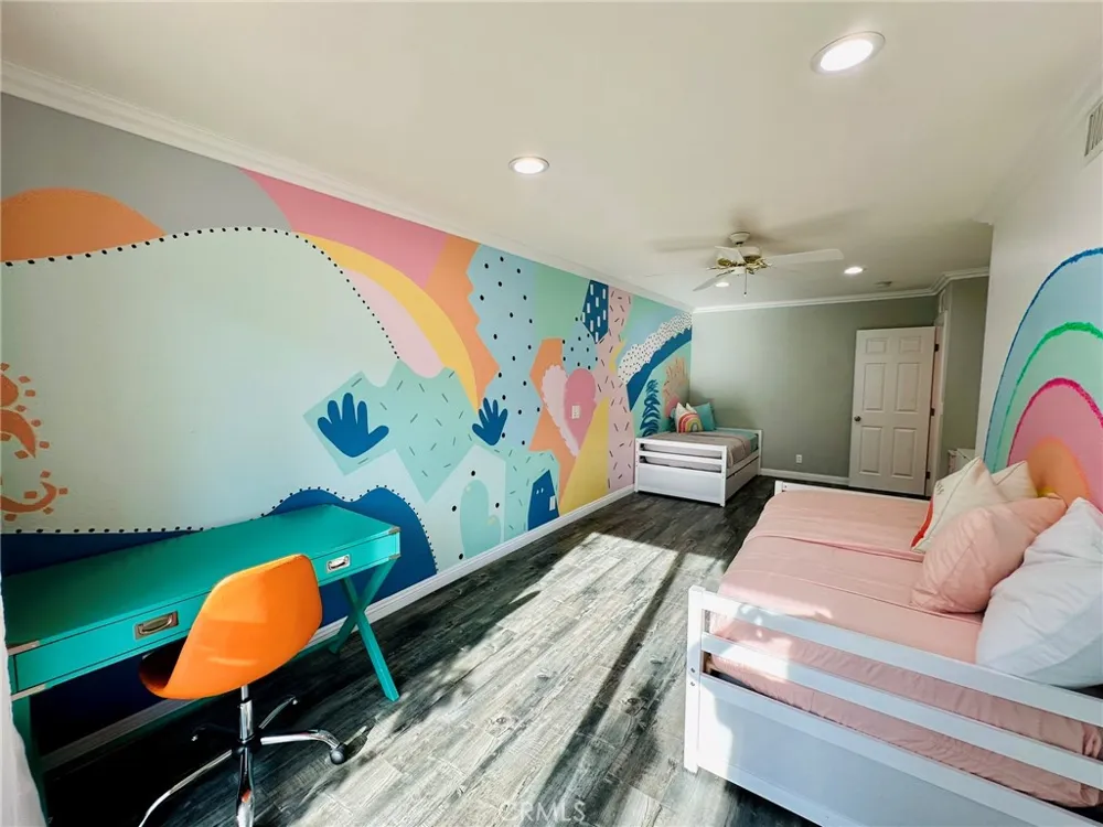 1331 S Sunrise Way Palm Springs, CA 92264