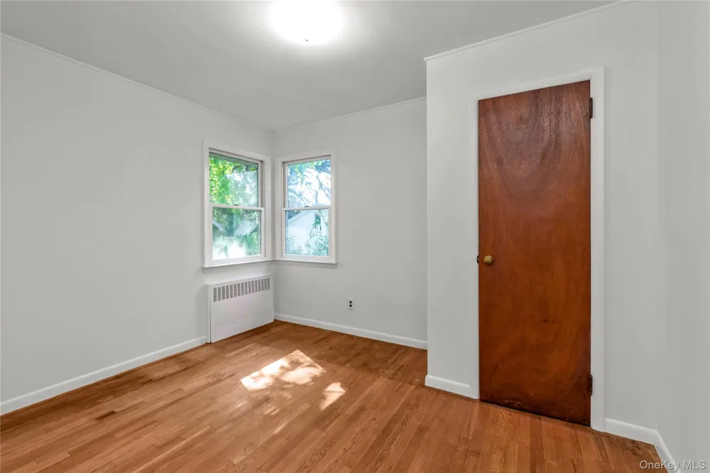 65 Grant Avenue Albertson, NY 11507