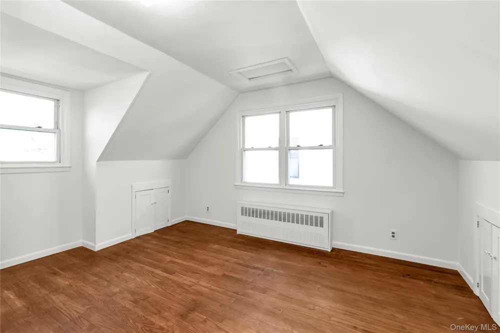65 Grant Avenue Albertson, NY 11507