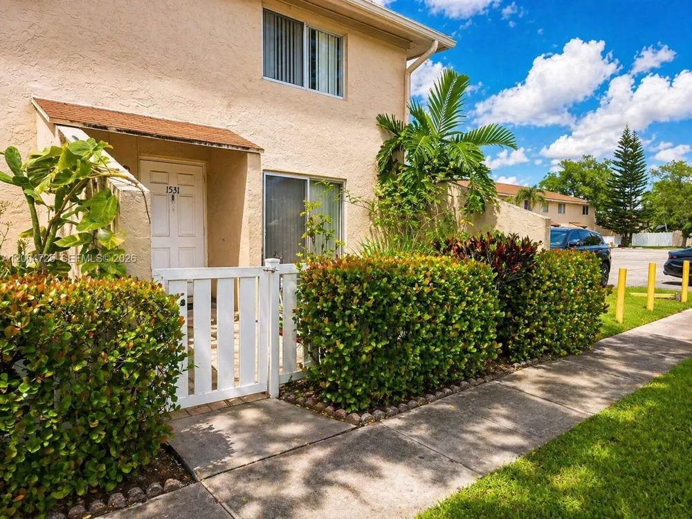 1531 NW 80th Ave #I Margate, FL 33063