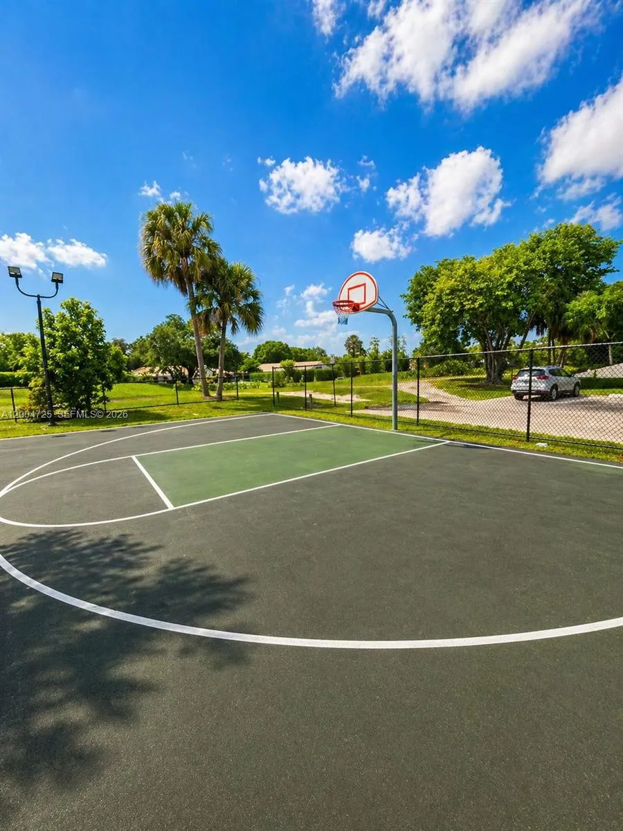 1531 NW 80th Ave #I Margate, FL 33063