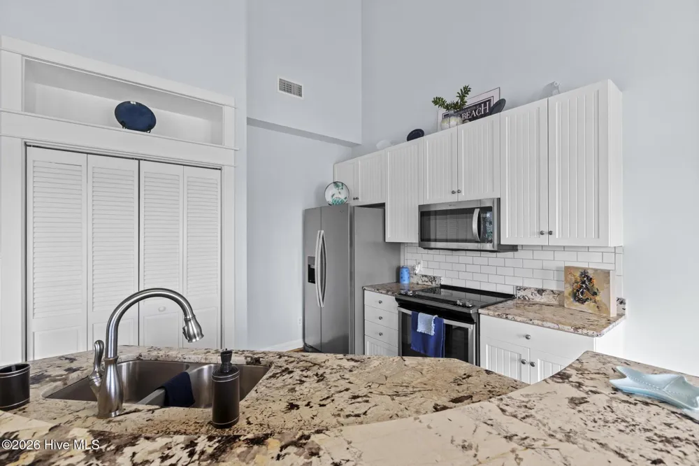 112 Oakleaf Drive #1003-A Pine Knoll Shores, NC 28512