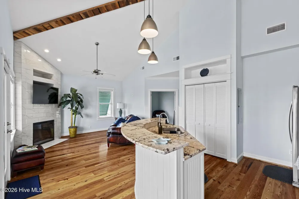 112 Oakleaf Drive #1003-A Pine Knoll Shores, NC 28512