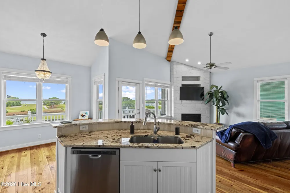112 Oakleaf Drive #1003-A Pine Knoll Shores, NC 28512