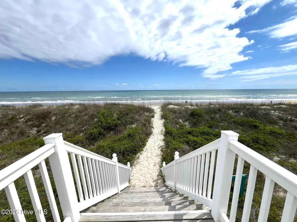 112 Oakleaf Drive #1003-A Pine Knoll Shores, NC 28512