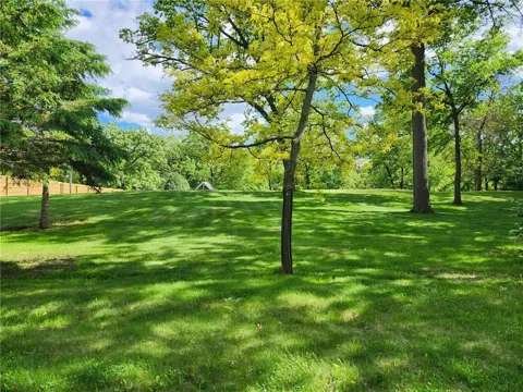 15509 Robinwood Drive