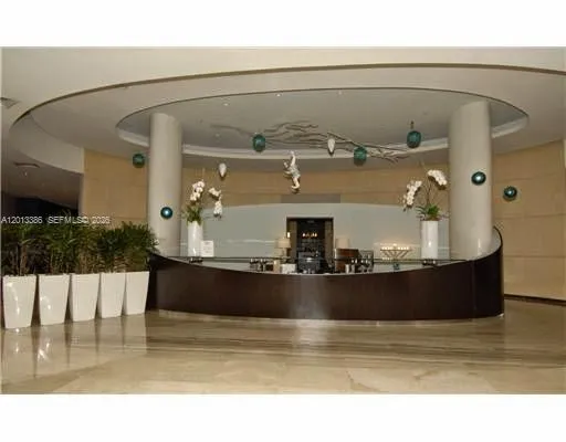 10275 Collins Ave #901 Bal Harbour, FL 33154