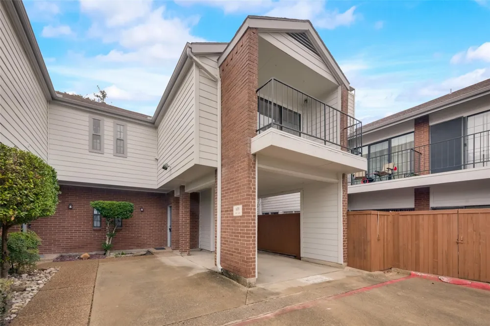 5100 Verde Valley Lane #119 Dallas, TX 75254
