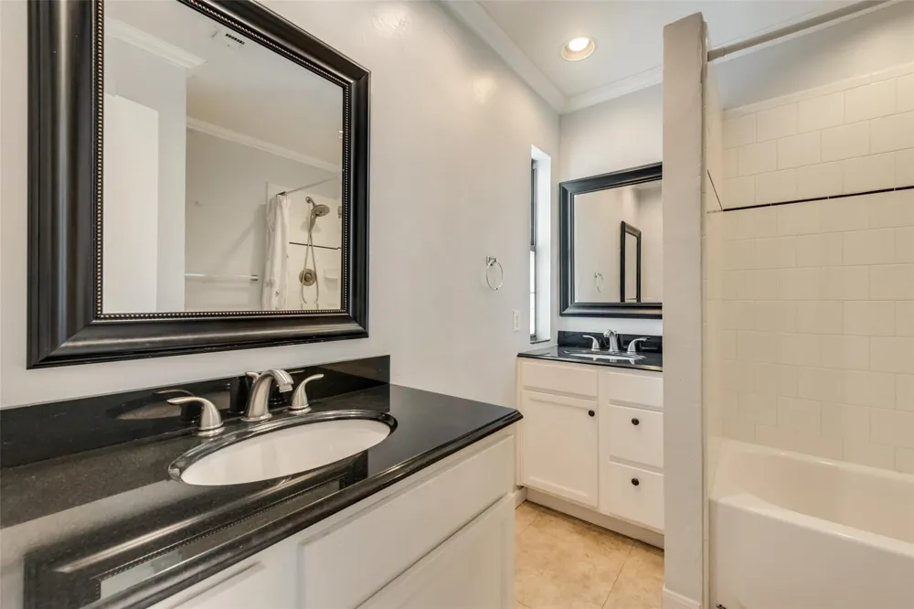 5100 Verde Valley Lane #119 Dallas, TX 75254