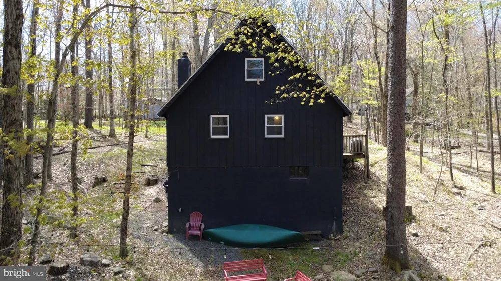 163 OWASSA DRIVE Pocono Lake, PA 18347