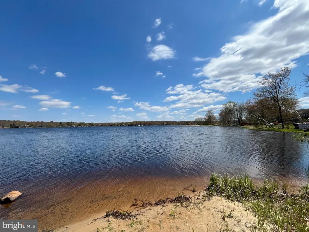 163 OWASSA DRIVE Pocono Lake, PA 18347