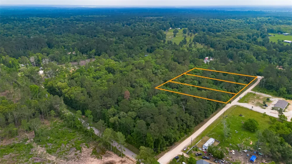 Pine Crest Street Shepherd, TX 77371