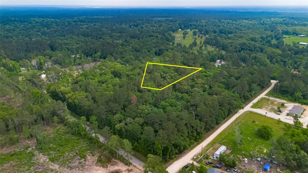 Pine Crest Street Shepherd, TX 77371