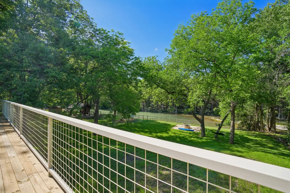 716 River Cliff Drive Canyon Lake, TX 78133