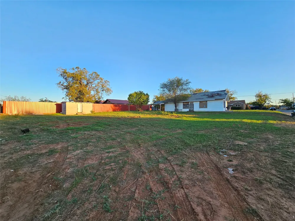 1211 Campbell Street Sweetwater, TX 79556
